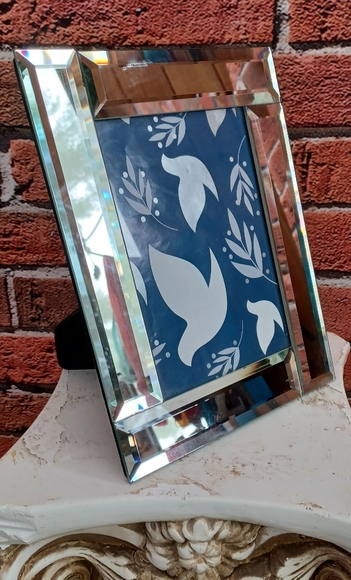 Beveled mirror frame - Picture 4 of 11